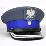 sennik  czapka policjanta